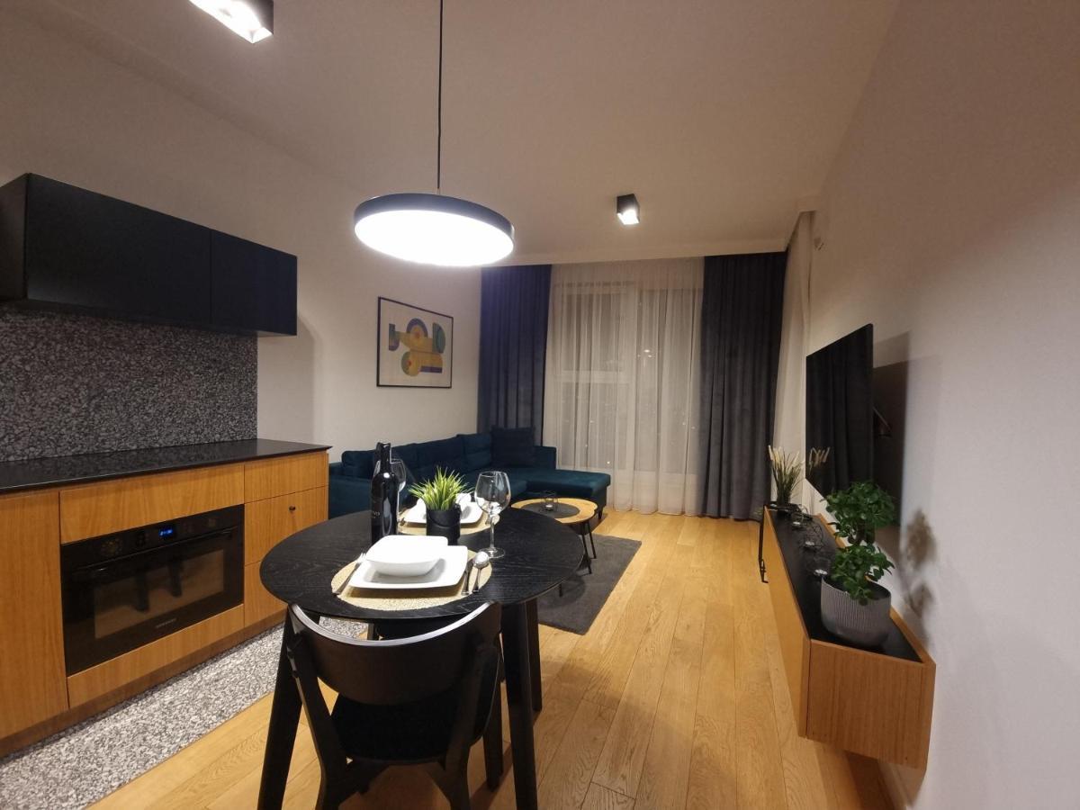Premium Apartments Rzeszow Gold Exterior photo